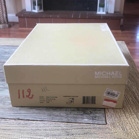 Michael kors Heidi platform heels - Picture 3 of 6